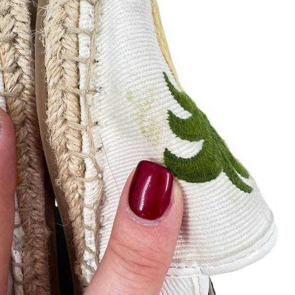 Circus Sam Edelman Slip On Canvas Flat Shoes Round Toe White Women SZ 7 - Picture 8 of 10